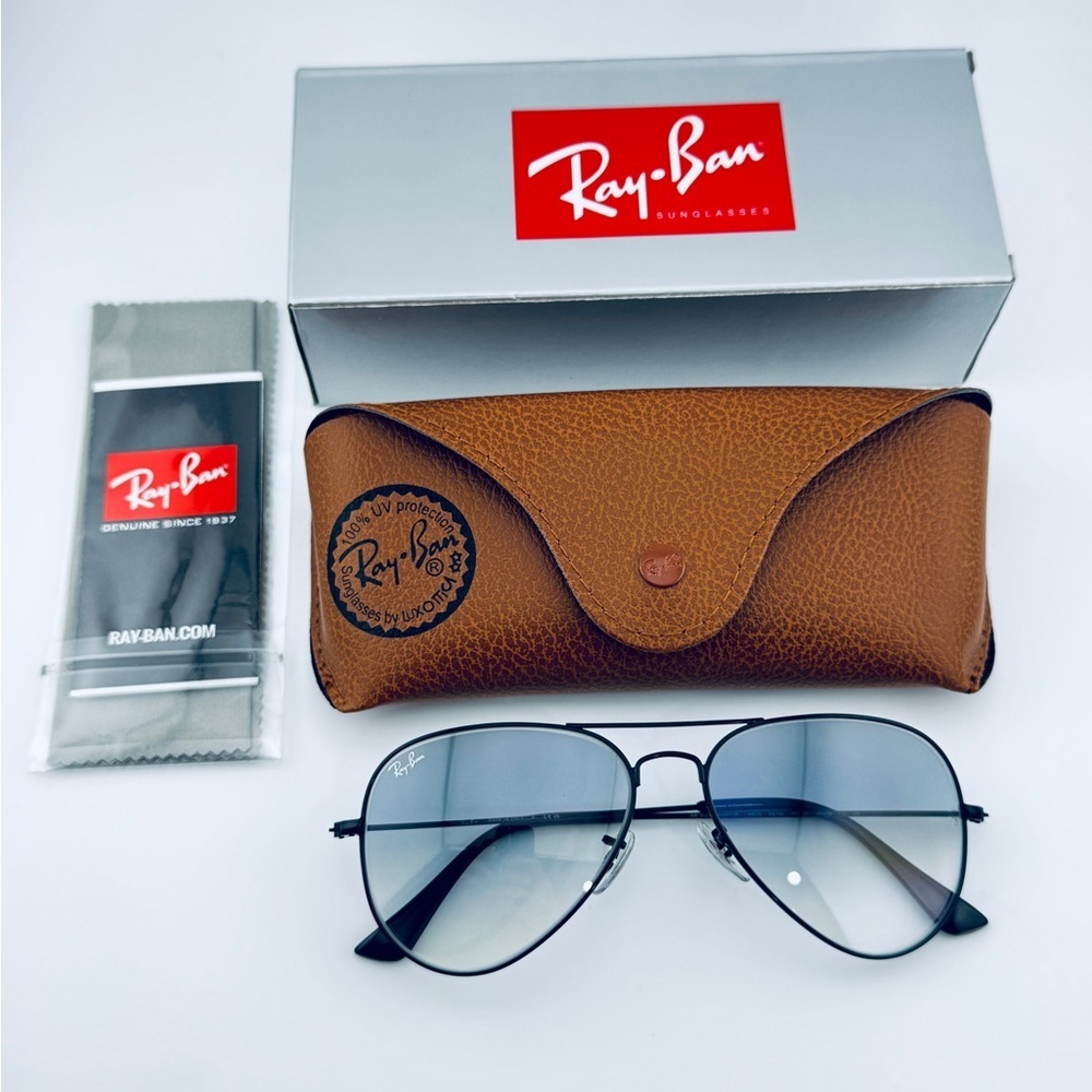 Ray-Ban Aviator Gradient Sunglasses RB3025 Black Frame Light Gray Lenses UNISEX! - Picture 15 of 15